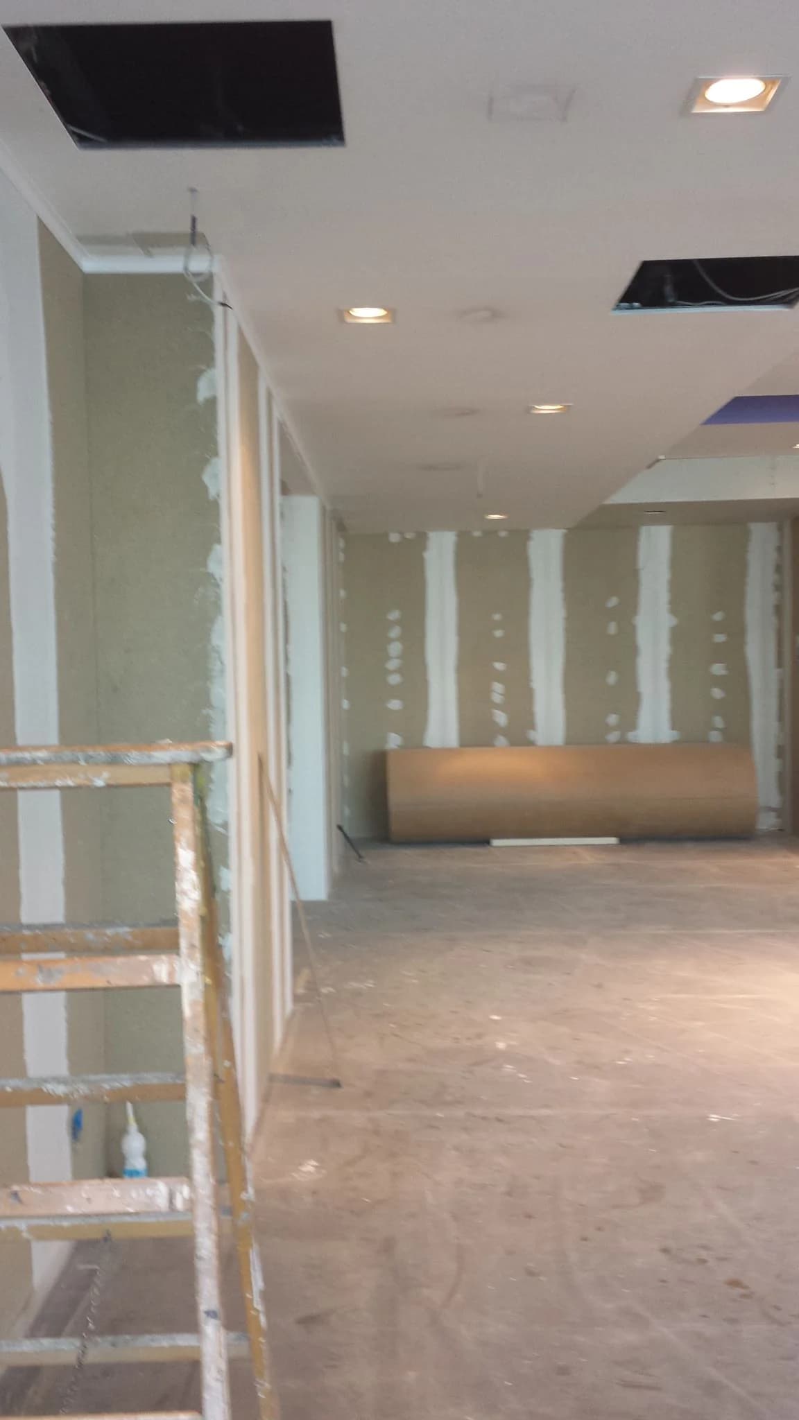 Curățenie post-construct apartament nou